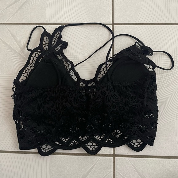 Sexy Black Top With Removeable Padding - Picture 4 of 6